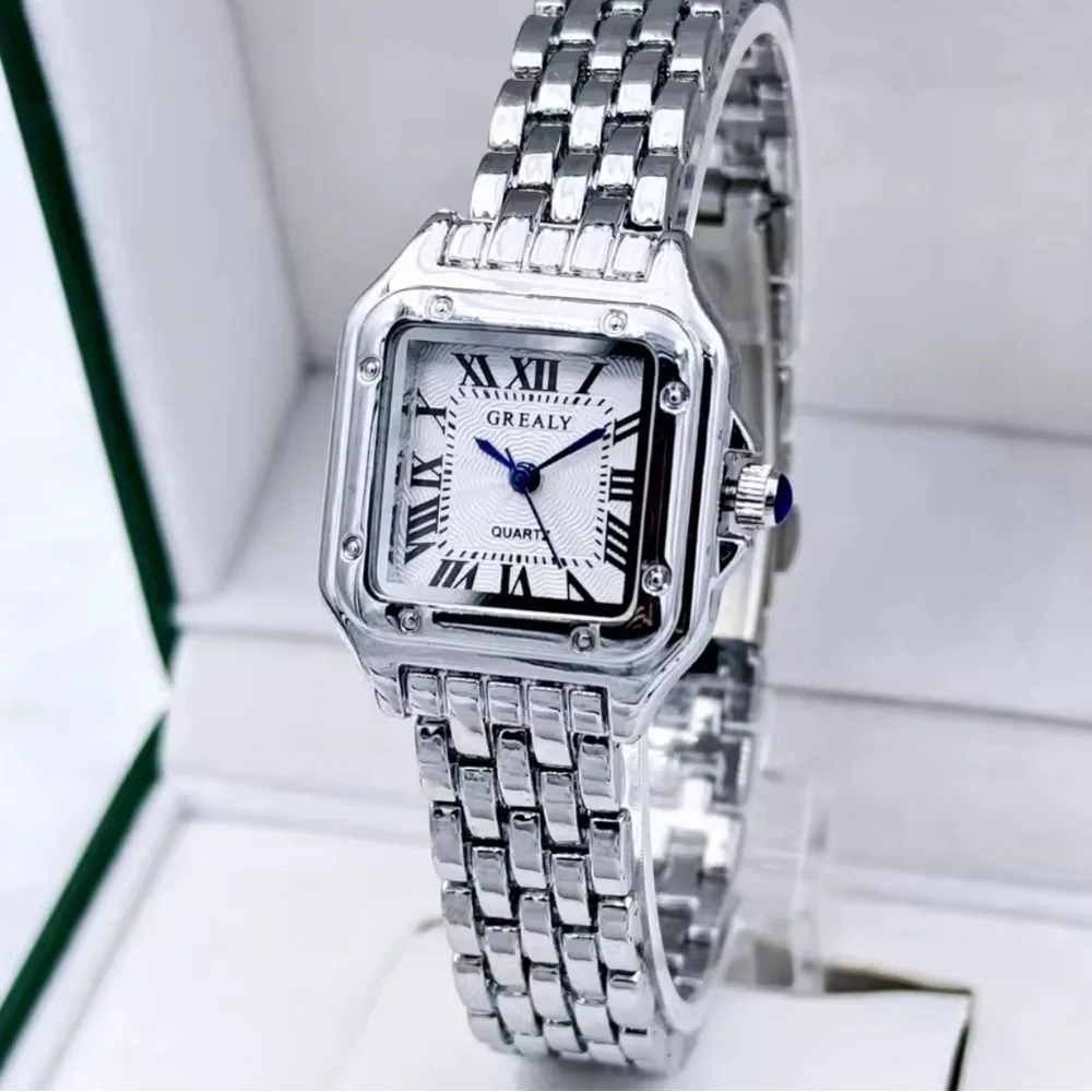 Panthere Two-Tone Quartz Watch - Picture 2 of 4